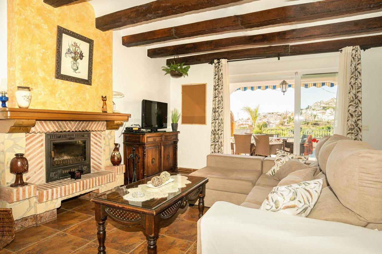 Villa Triana Nerja Exterior foto
